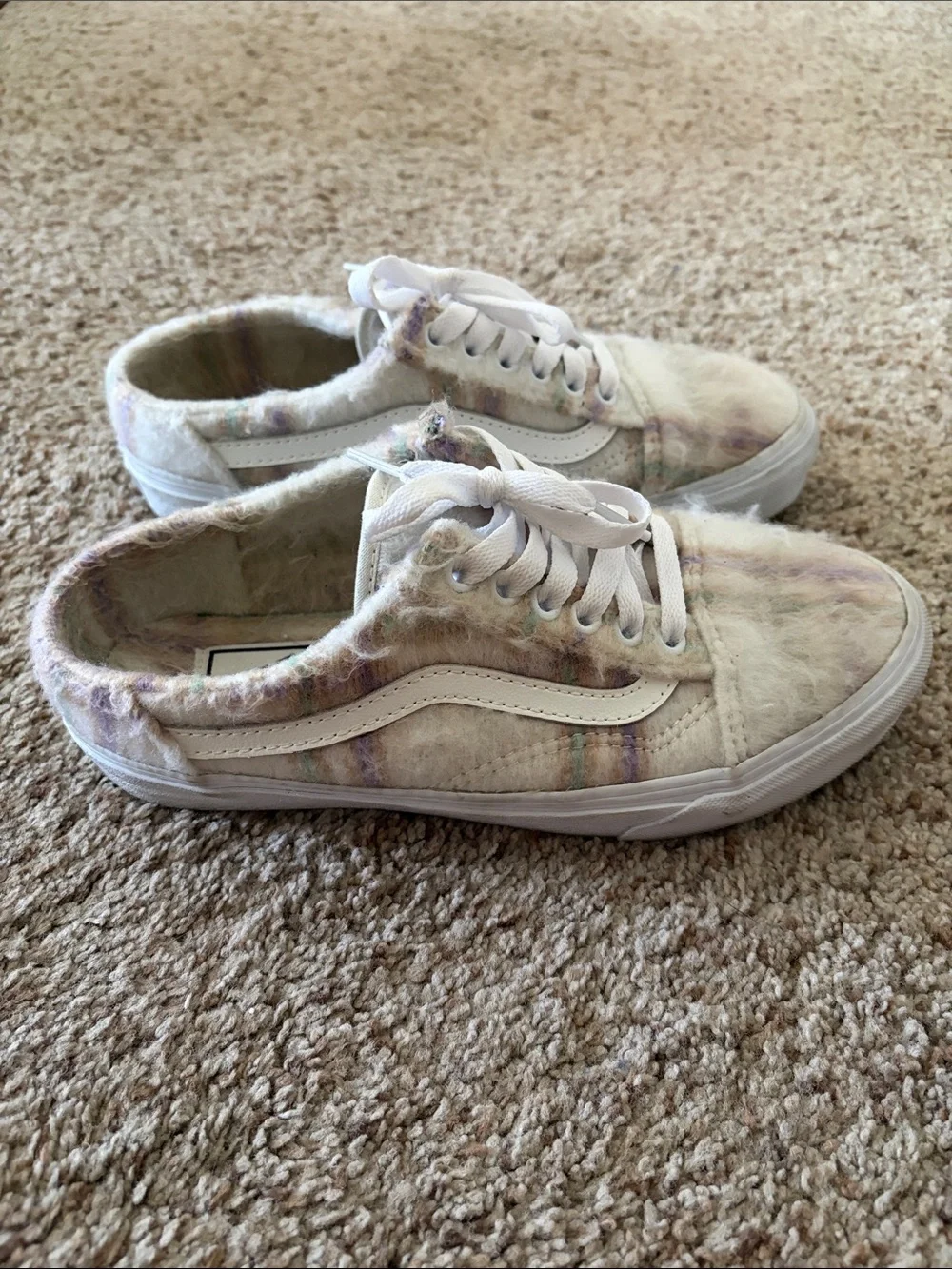Vans Old Skool Plaid Fur Sneaker